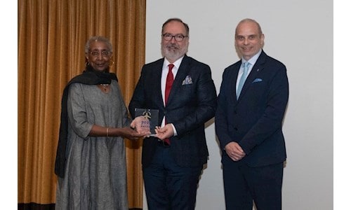 Mehmet T. Nane’ye yurtdışından ödül